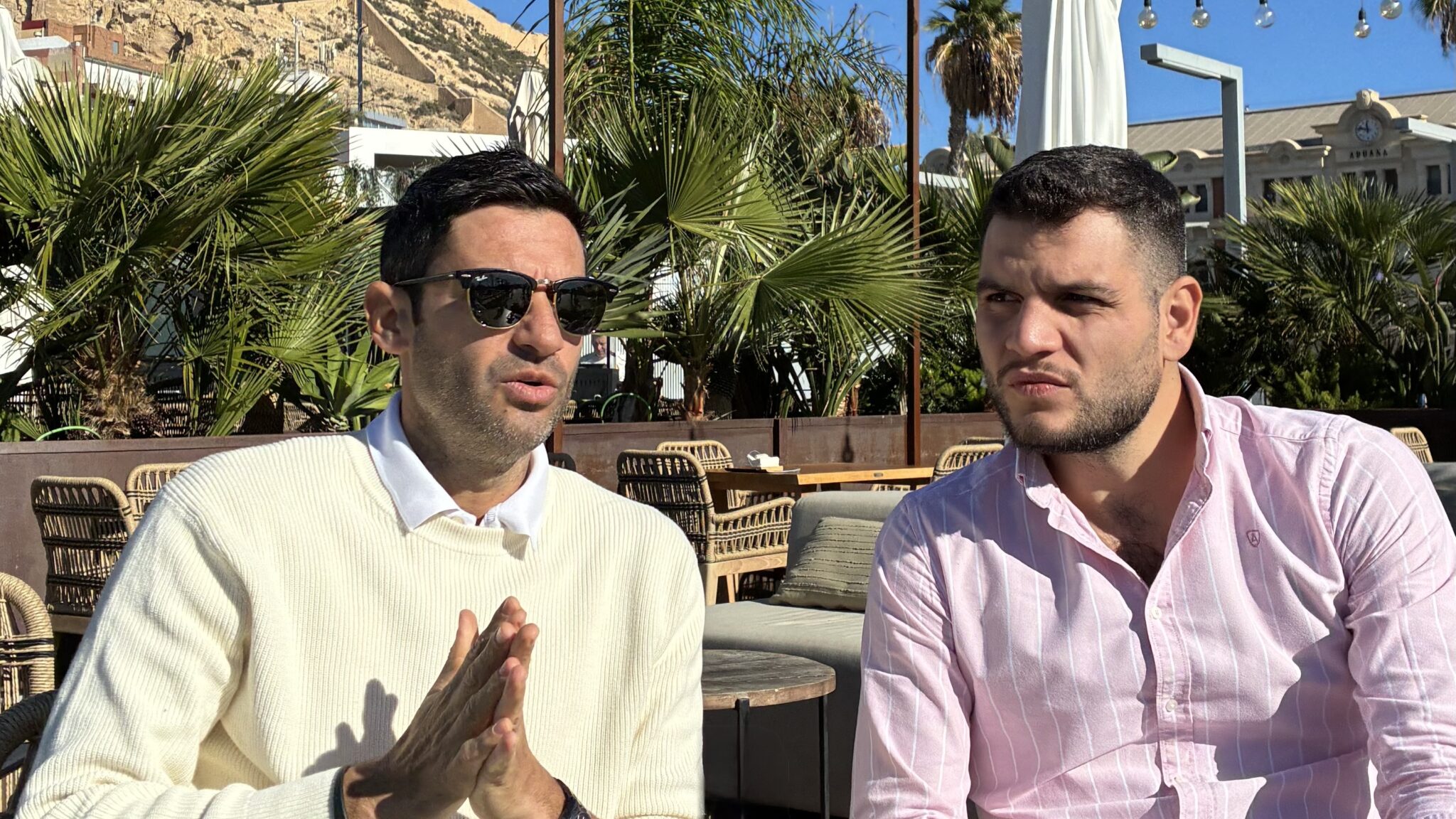 Julien Duval et Thomas Oustry, cofondateurs d’HOLA IMMOBILIER.